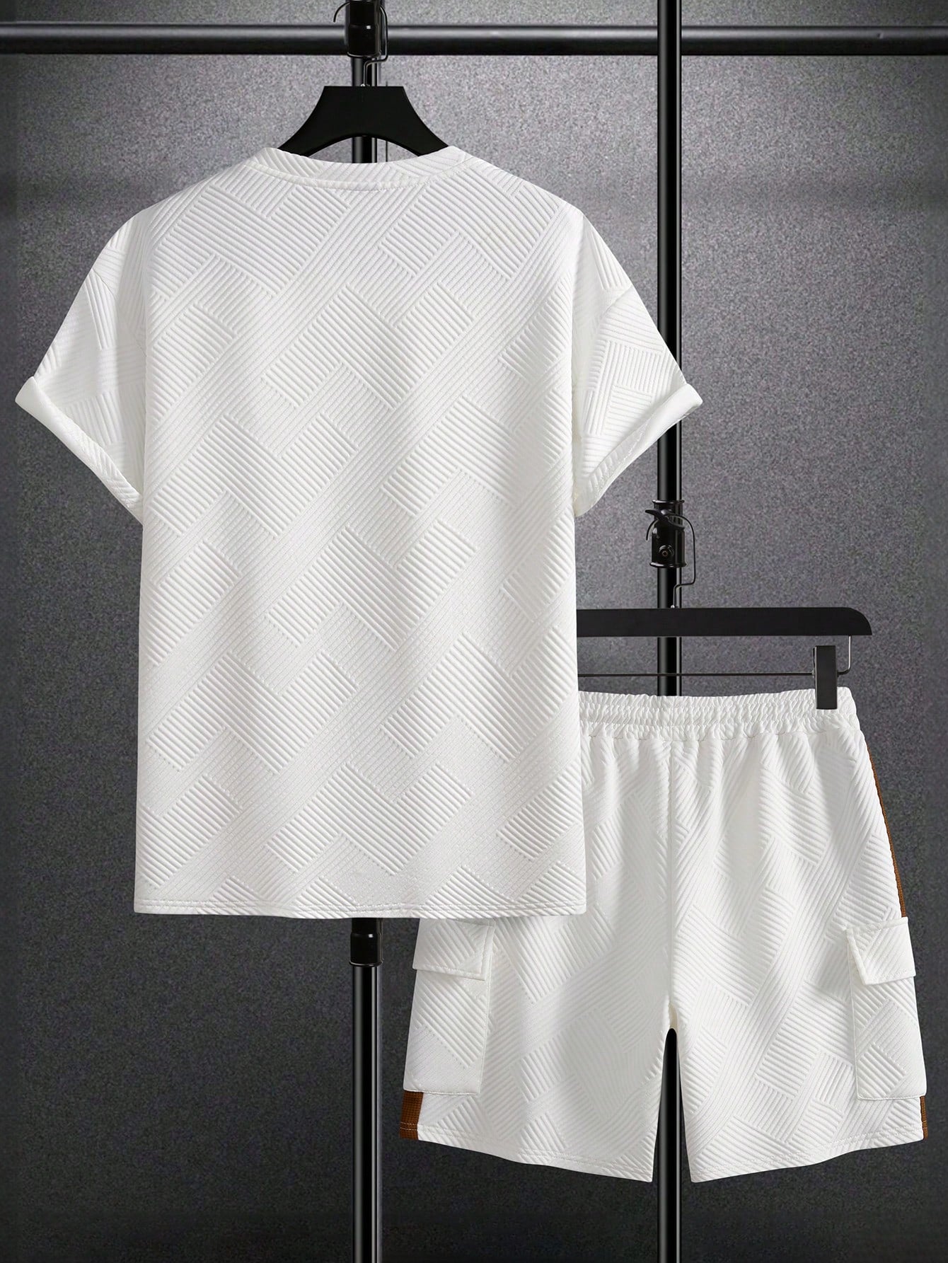 Ensemble homme col contrasté – T-shirt texturé & short cargo léger