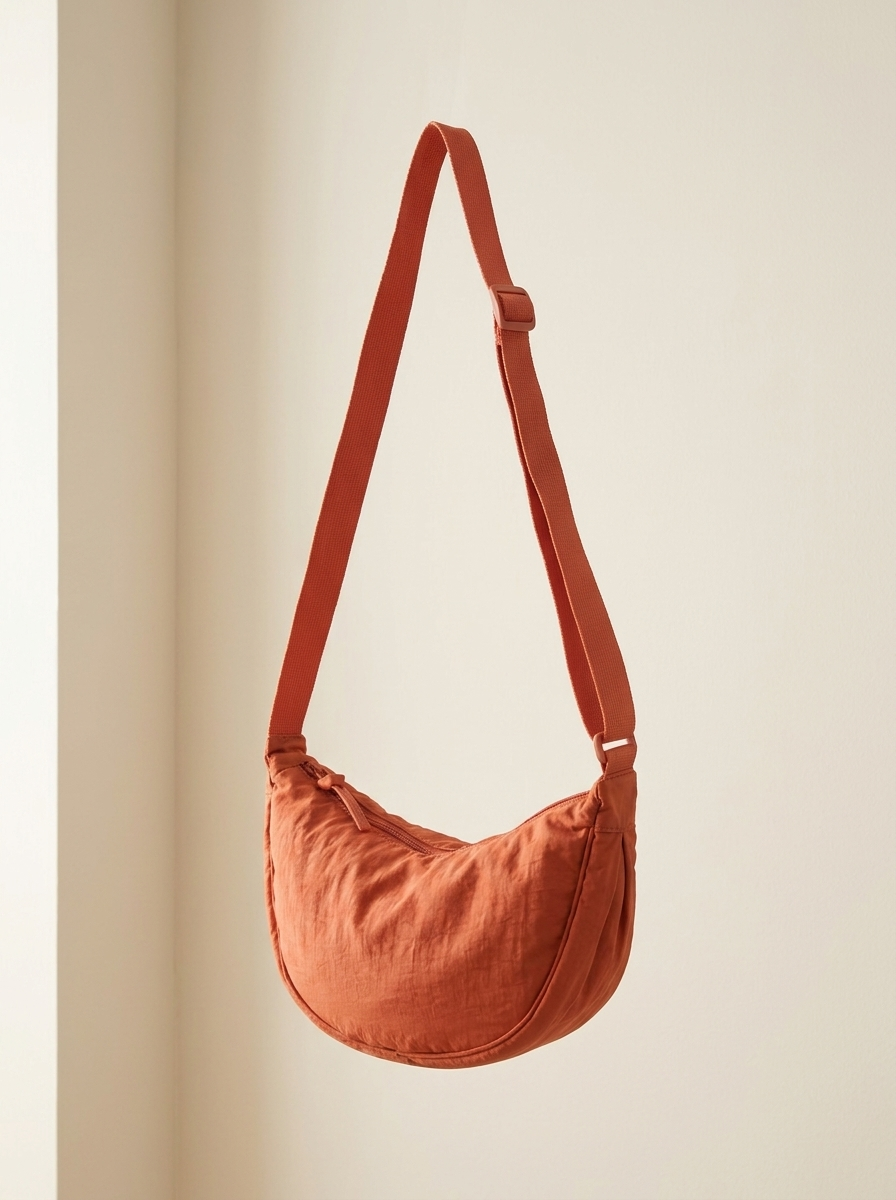 Sac hobo nylon, vue porté
